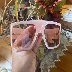 Dior So Light 1/S Nude Sunglasses.